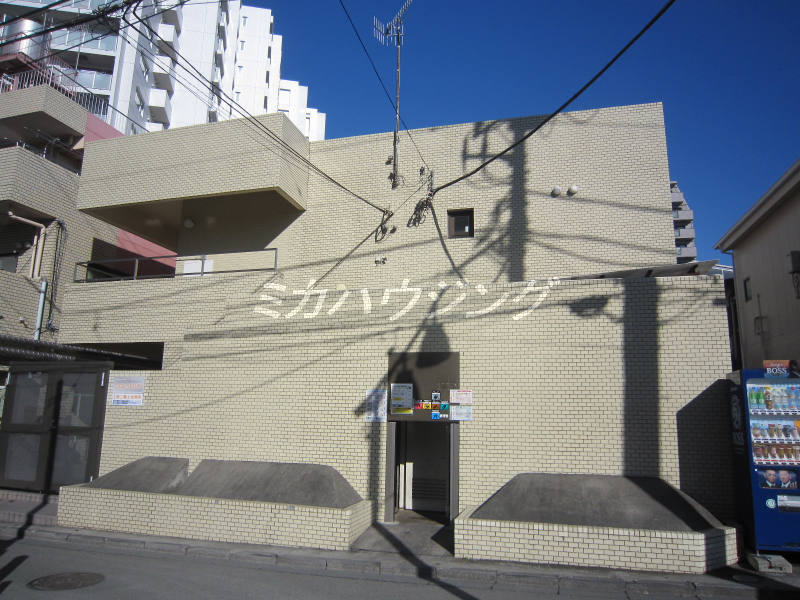 CASA SQUARE