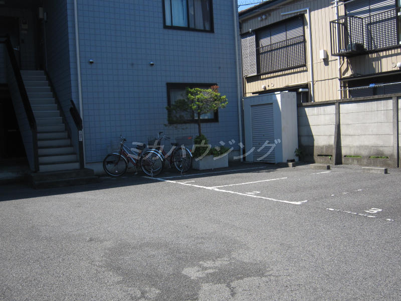 モンハウス