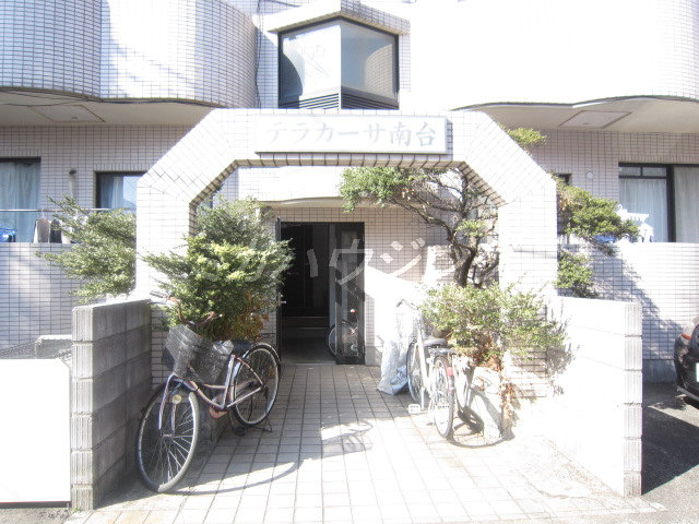 テラカーサ南台